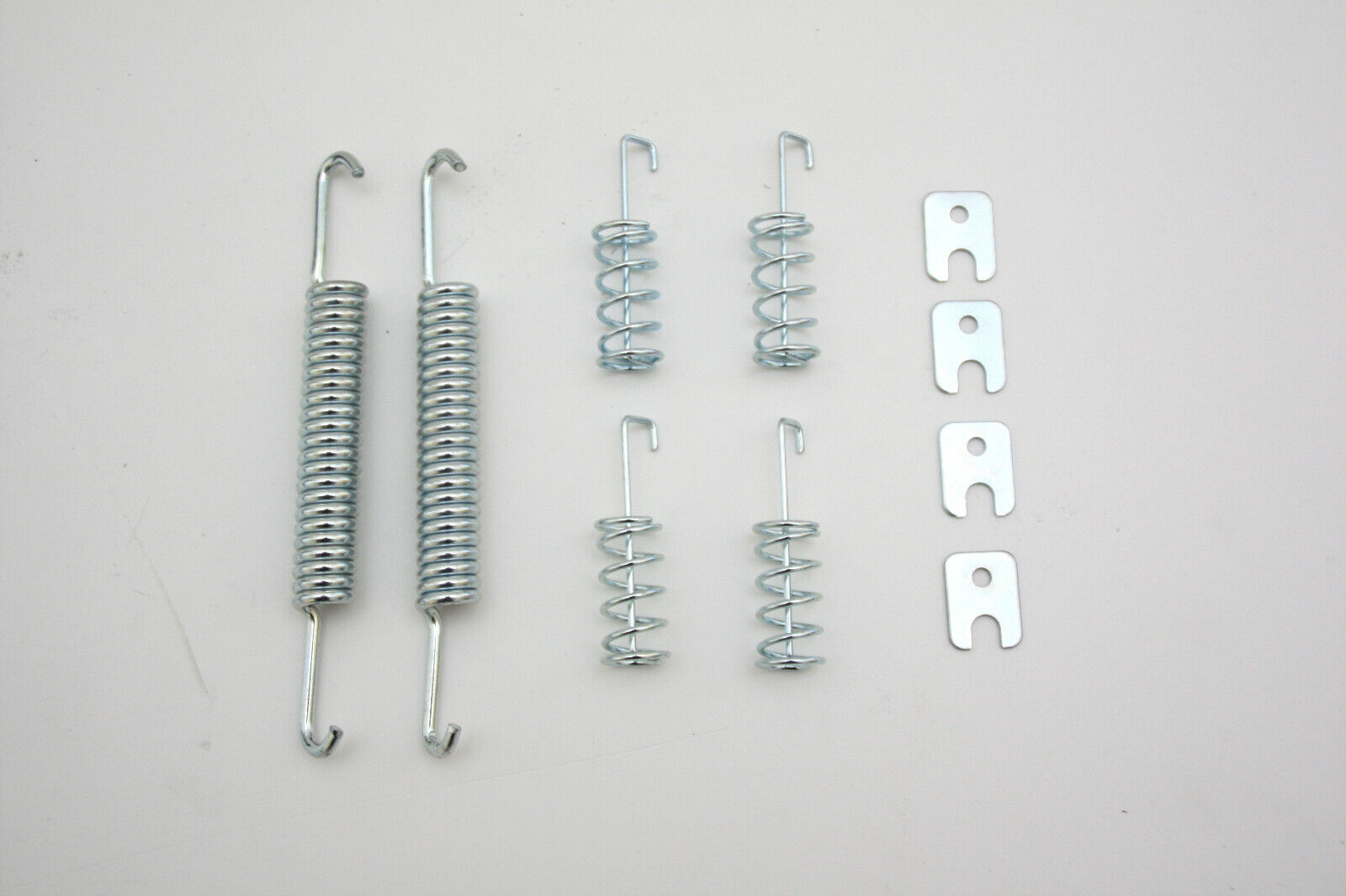 Brake Shoe Set
suitable for AL