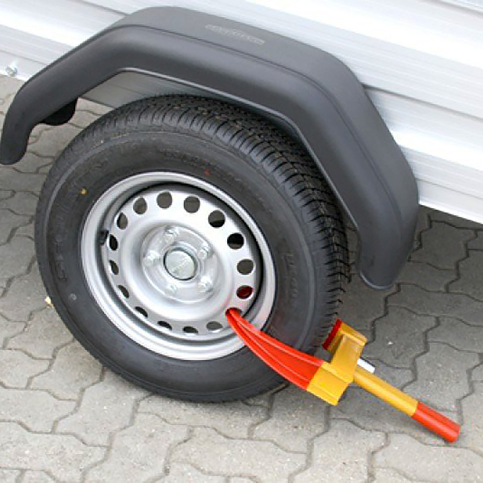 Wheel protection 'LOKMAS'